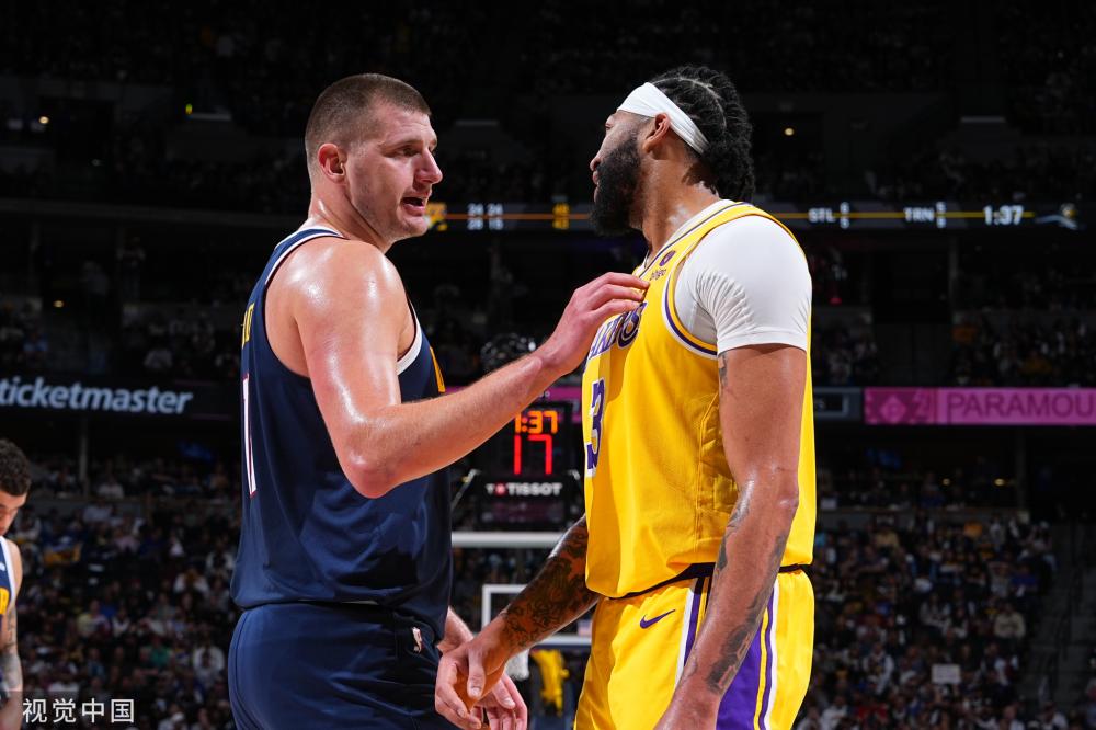 在回顾世界 在回顾世界